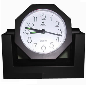 camera cache horloge , 