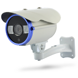 Caméra de sécurité couleur CCD 1/3" - 420LTV - Angle de vue 45° - DVR - USB - Double filtre IR - Visions nocturne jusqu’à 80m - BlueStrike